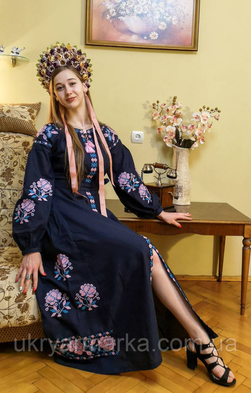 Вишита сукня "Еустома"