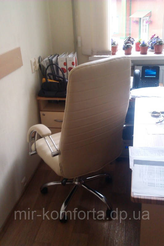 Перетяжка офисного кресла Днепропетровск - фото 3 - id-p144374981