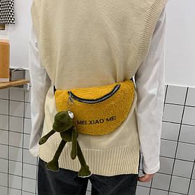 Плюшева поясна сумка бананка