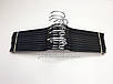 Пластмасові плічка вішаки для одягу BBM-47 чорного кольору, довжина 470 мм, фото 6