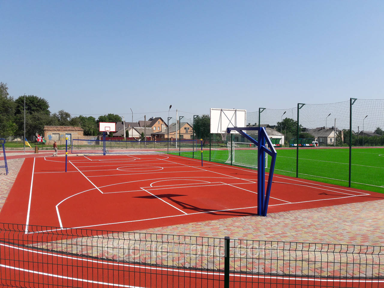 Conipur SP - покриття для спортивних майданчиків та стадіонів