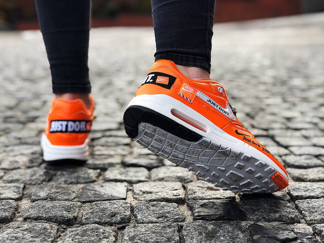 Nike Air Max 1 Just Do It 40 NKR 1738