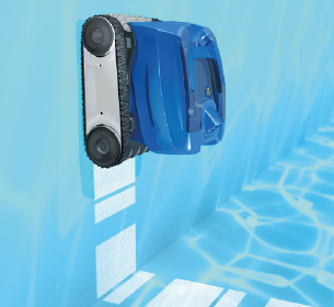 процес прибирання роботами-пилососами Zodiac серії Tornax в басейні процес прибирання роботами-пилососами Zodiac серії Tornax в басейні