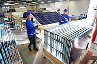 Trina Solar почала випуск надпотужних сонячних панелей