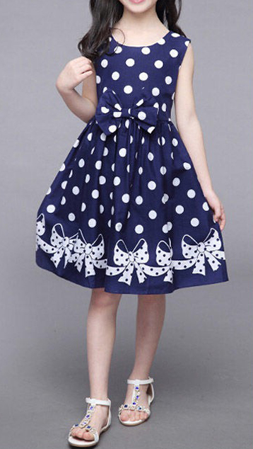 Літні стильне плаття в горошок синє, на дівчинку.Summer stylish dress with blue polka dots for a girl2021