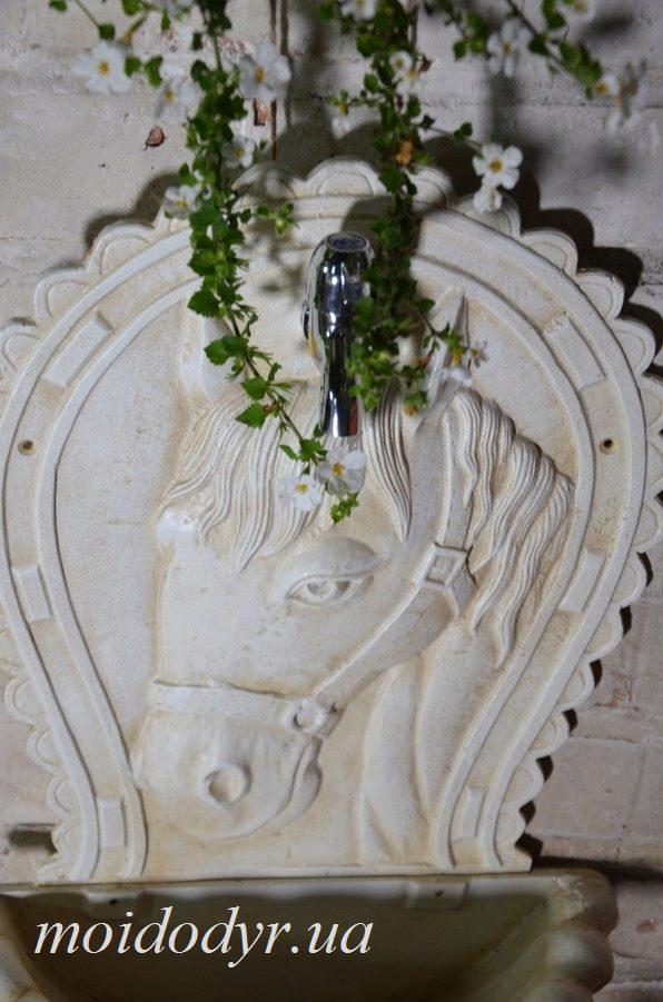 Декоративный садовый чугунный настенный фонтан "Лошадь" - фото 2 - id-p205380084