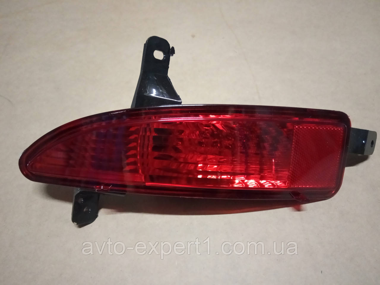 Фара протитуманна задня L Geely EX7 10670831JSGX7