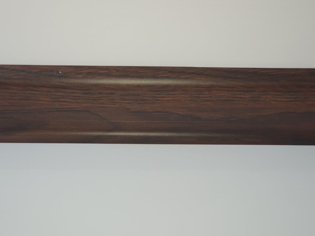 Плінтус Grun Holz ПВХ з коробом Ліндерхоф 92508