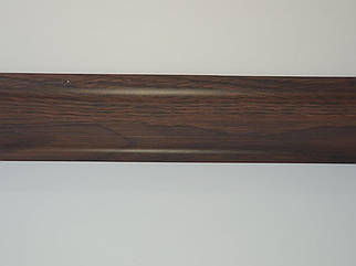 Плінтус Grun Holz ПВХ з коробом Ліндерхоф 92508