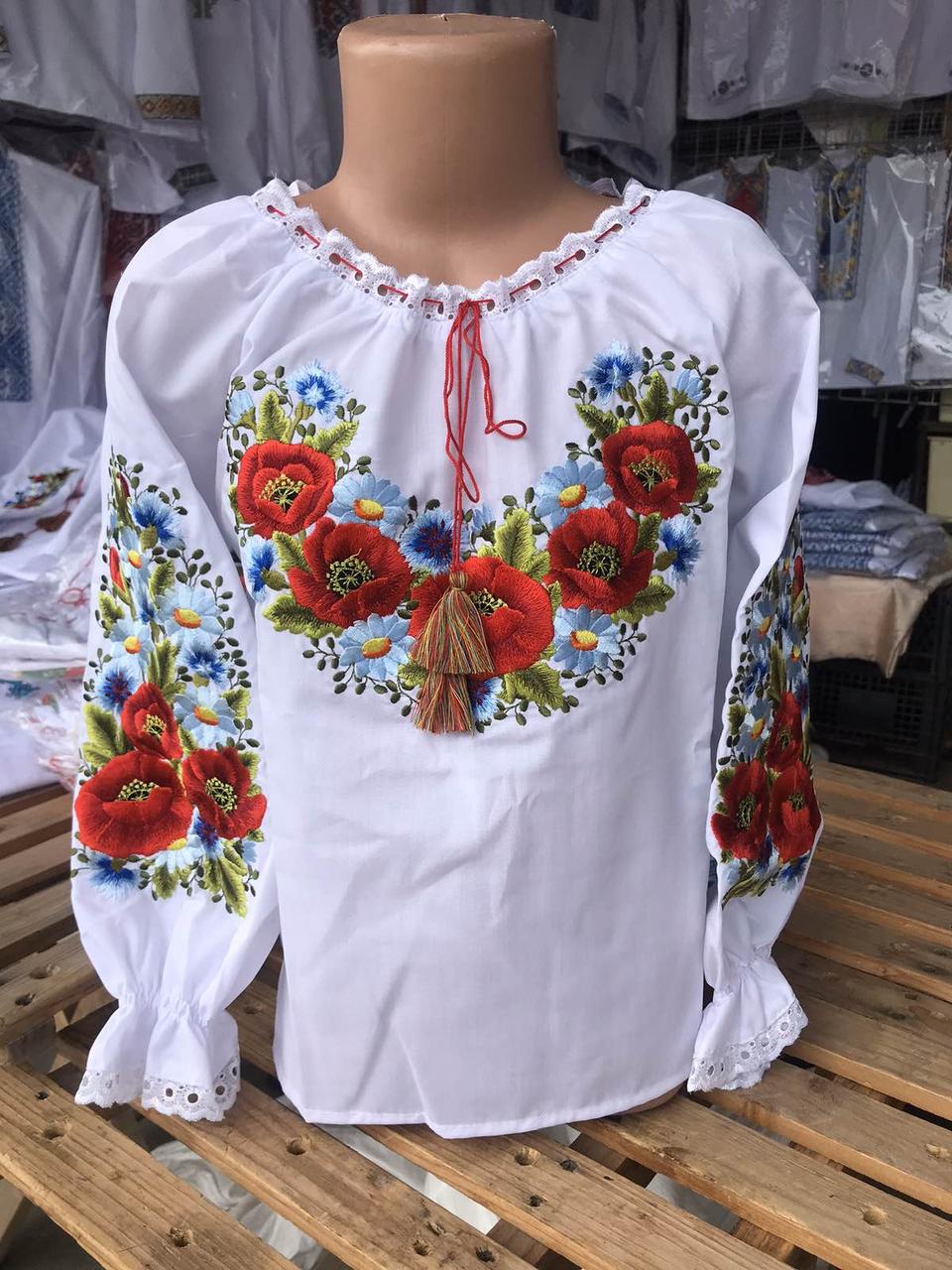 Стильна вишиванка для дівчинки