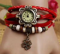 Женские часы с кожзам ремешком под старину с брелком "клевер", женские кожаные часы зеленый Красный