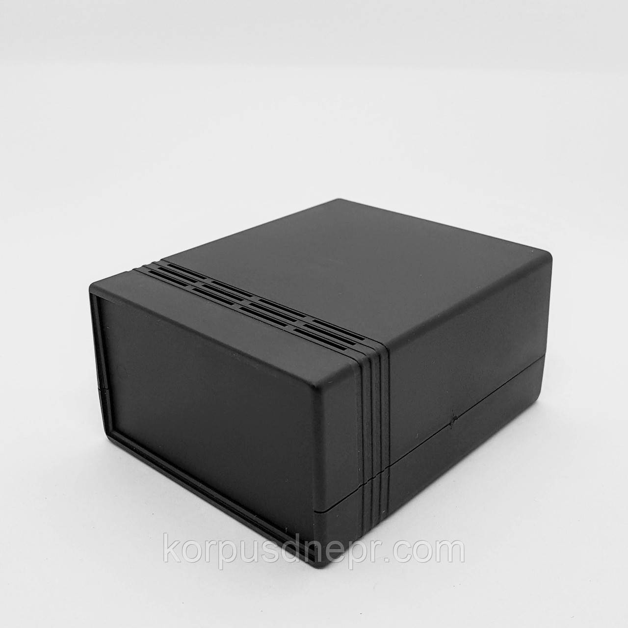 Корпус D110W для електроніки 110х92х52