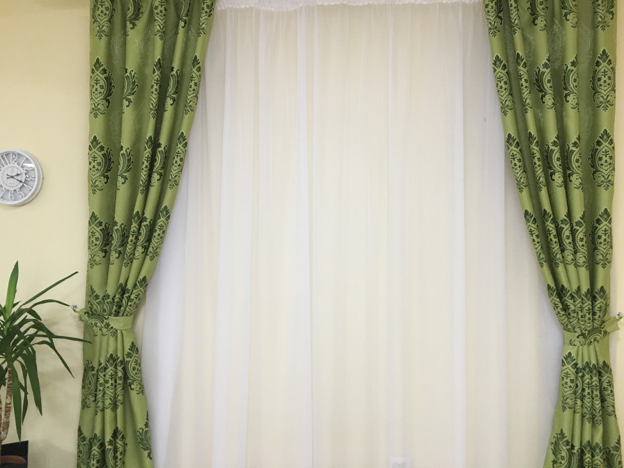 Готовий шторний комплект блекаут із підхопленнями "Джорджія"