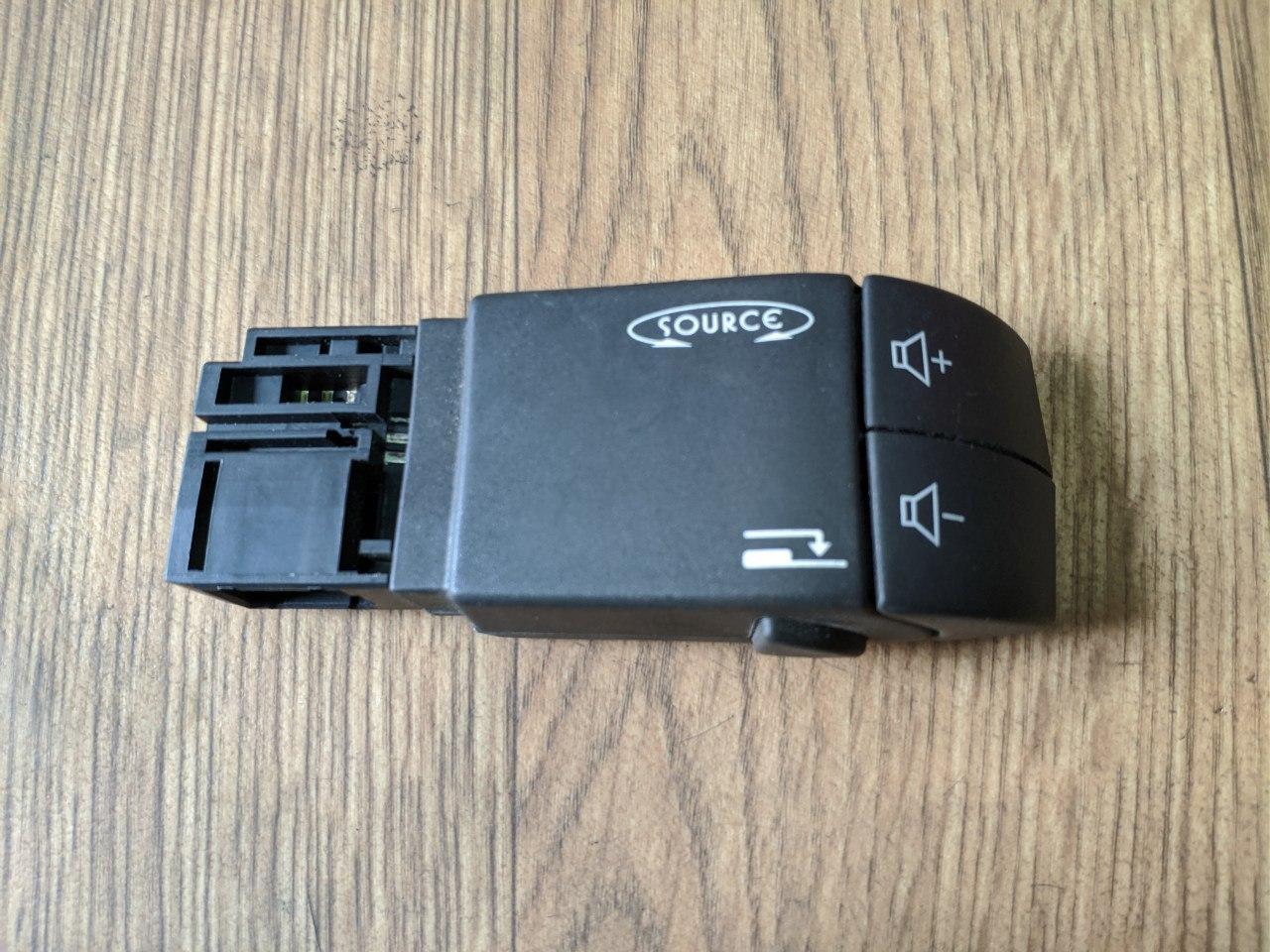 Перемикач радіо Renault Master, Opel Movano 1998-2010, 8200009040 (Б/У)