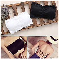 Жіночий мереживний топ із чашечками чорний і білий