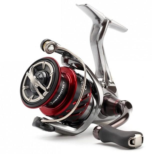Котушка Shimano Stradic CI4+ C3000 HGM (6+1BB, 5.3:1)