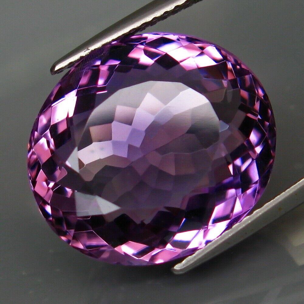 Натуральний аметист 16.88 карат 17.5 X 15.4 X 9.8 mm