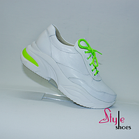 Кросівки жіночі шкіряні білого кольору "Style Shoes"