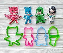 Герої в масках