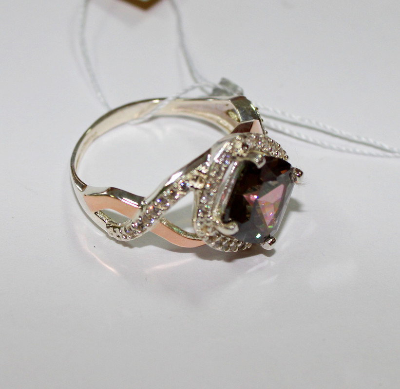 Кільце з золотими напайками і коричневим фіанітом Бордо, фото 1