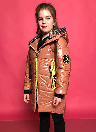 Лакова подовжена демісезонна куртка для дівчаток., фото 2