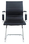 Офісне крісло Richman Балі-CF на полозах хром чорний кожзам для персоналу, фото 3