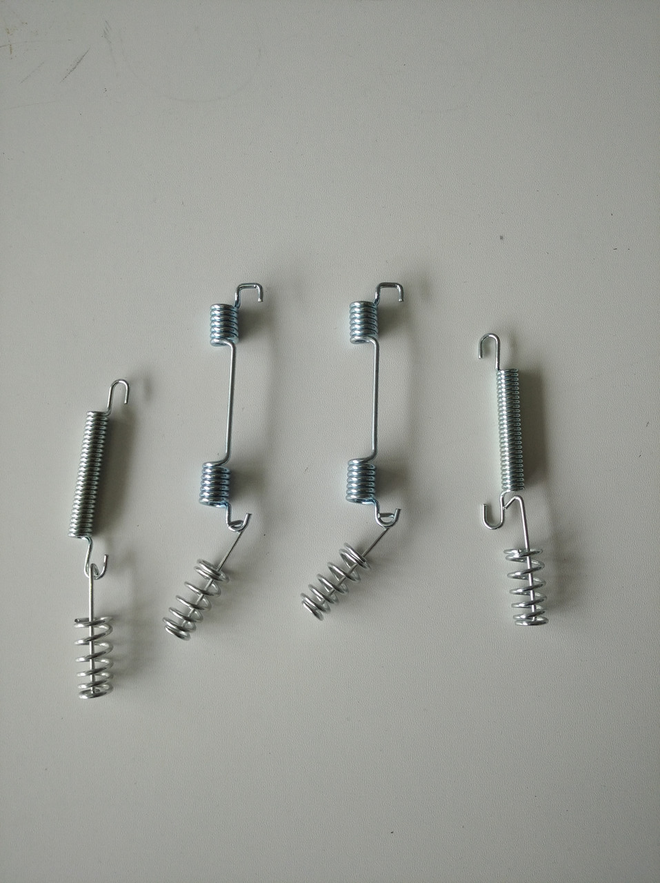 Пружинки колодок ручника на MB Sprinter/VW LT 1996-2006 (170x40) (Ate) — AutoTechteile — 100 4321