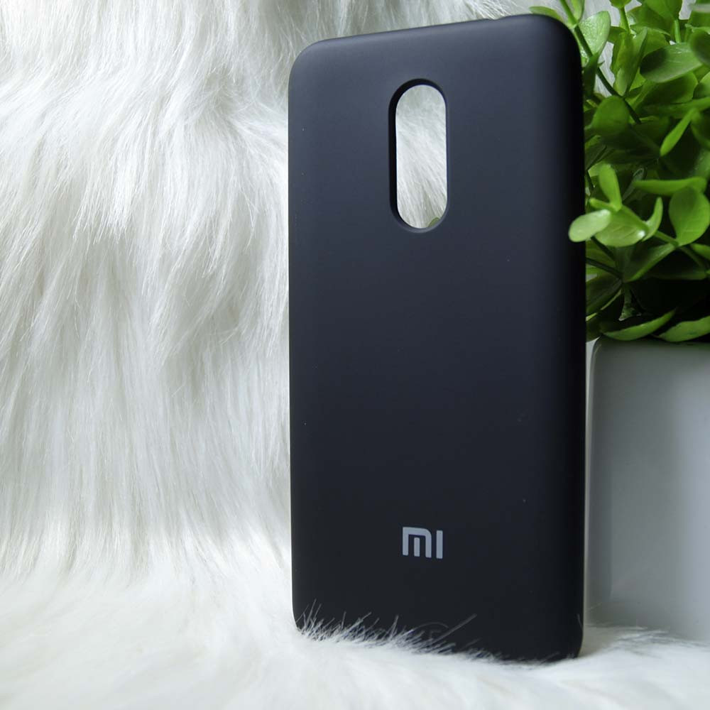 Чохол Xiaomi Redmi 5+ чорний