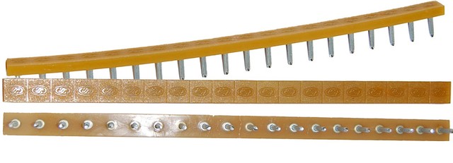 Смужка П/В «SIA» з штирькамі на 10 пар 275*15 т. 6,6 мм. беж. (Латвія), фото 1