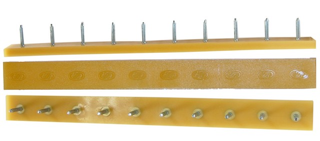 Смужка П/В «SIA» з штирькамі на 5 пар 235*22 т. 6,6 мм. беж. (Латвія), фото 1