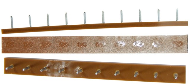 Смужка П/В «SIA» з штирькамі на 5 пар 235*22 т. 6,6 мм. светлокоричн. (Латвія), фото 1