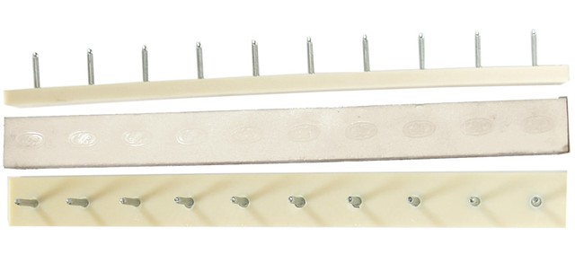 Смужка П/В «SIA» з штирькамі на 5 пар 235*22 т. 6,6 мм. білий. (Латвія), фото 1