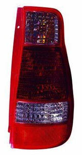 Ліхтар правий Hyundai Matrix -08 (DEPO). 221-1937R-AE