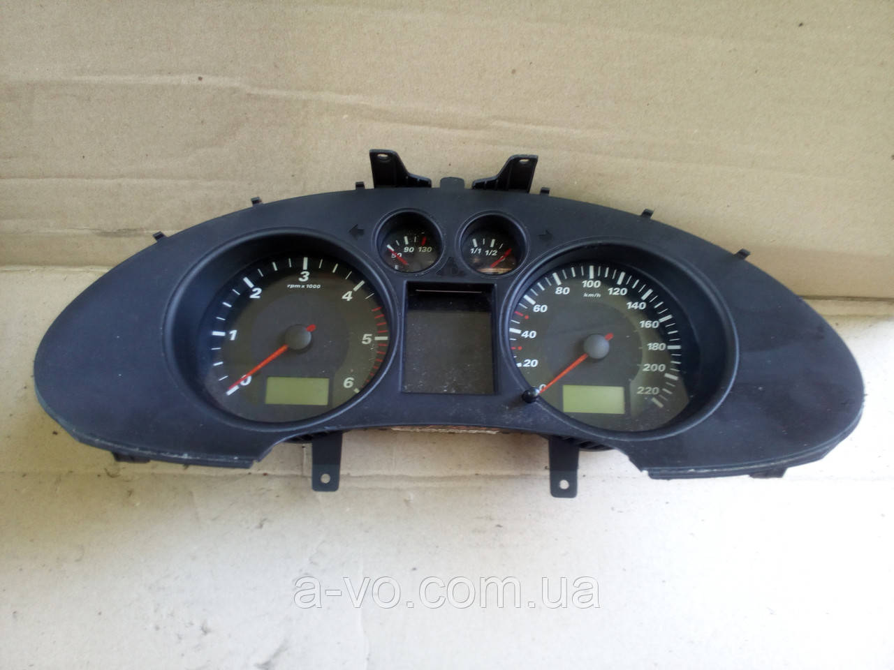 Щиток панель приборов Seat Ibiza 3 1.9 TDI W06L0920820J, фото 1