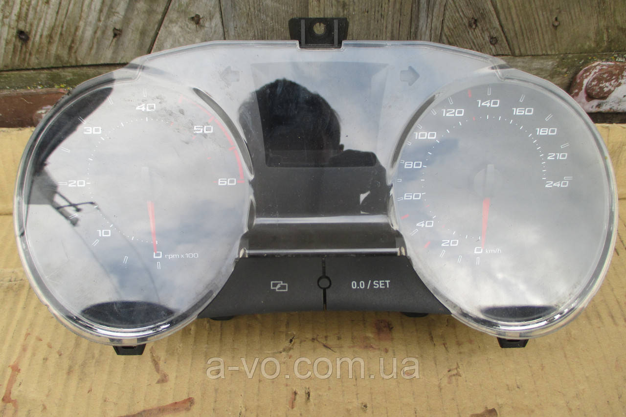 Щиток панель приборов Seat Ibiza 1.9 TDI 6J0920800L, фото 1