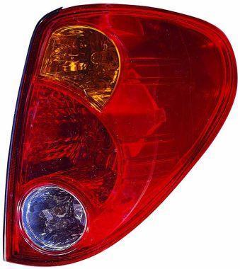Ліхтар лівий MITSUBISHI L200 05-15 на крилі верхній (FPS). 8330A009