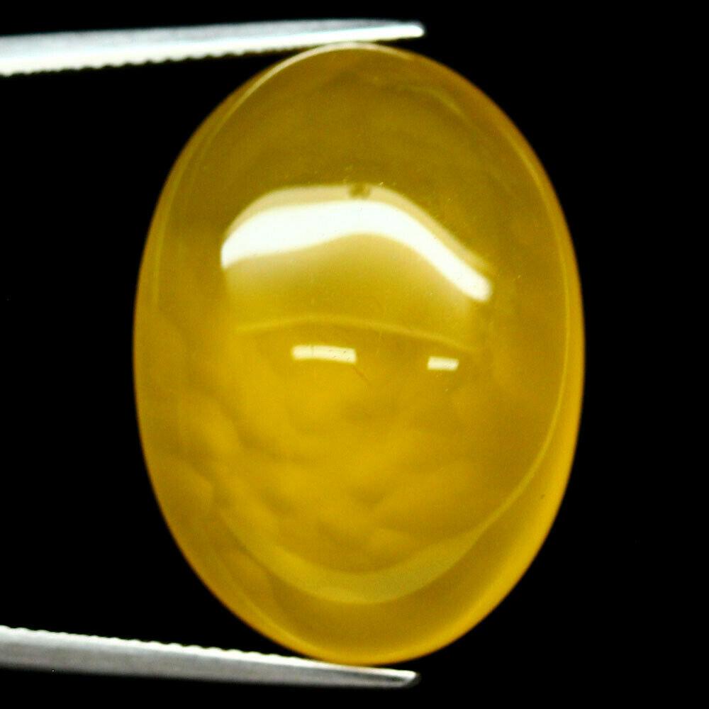 Натуральний халцедон 38.10 CT 19.1 X 26.0 X 10.5mm.