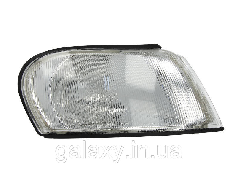 Поворотник (покажчик повороту) правий білий Opel Vectra B 1995 - 1999