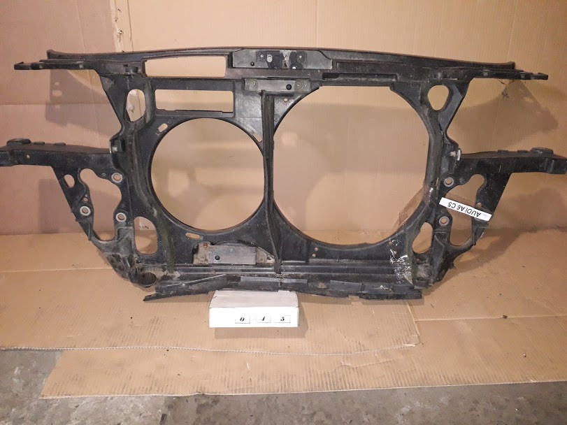 No45 Б/в панель передня 4B0805588G для Audi A6 C5 1997-2004
