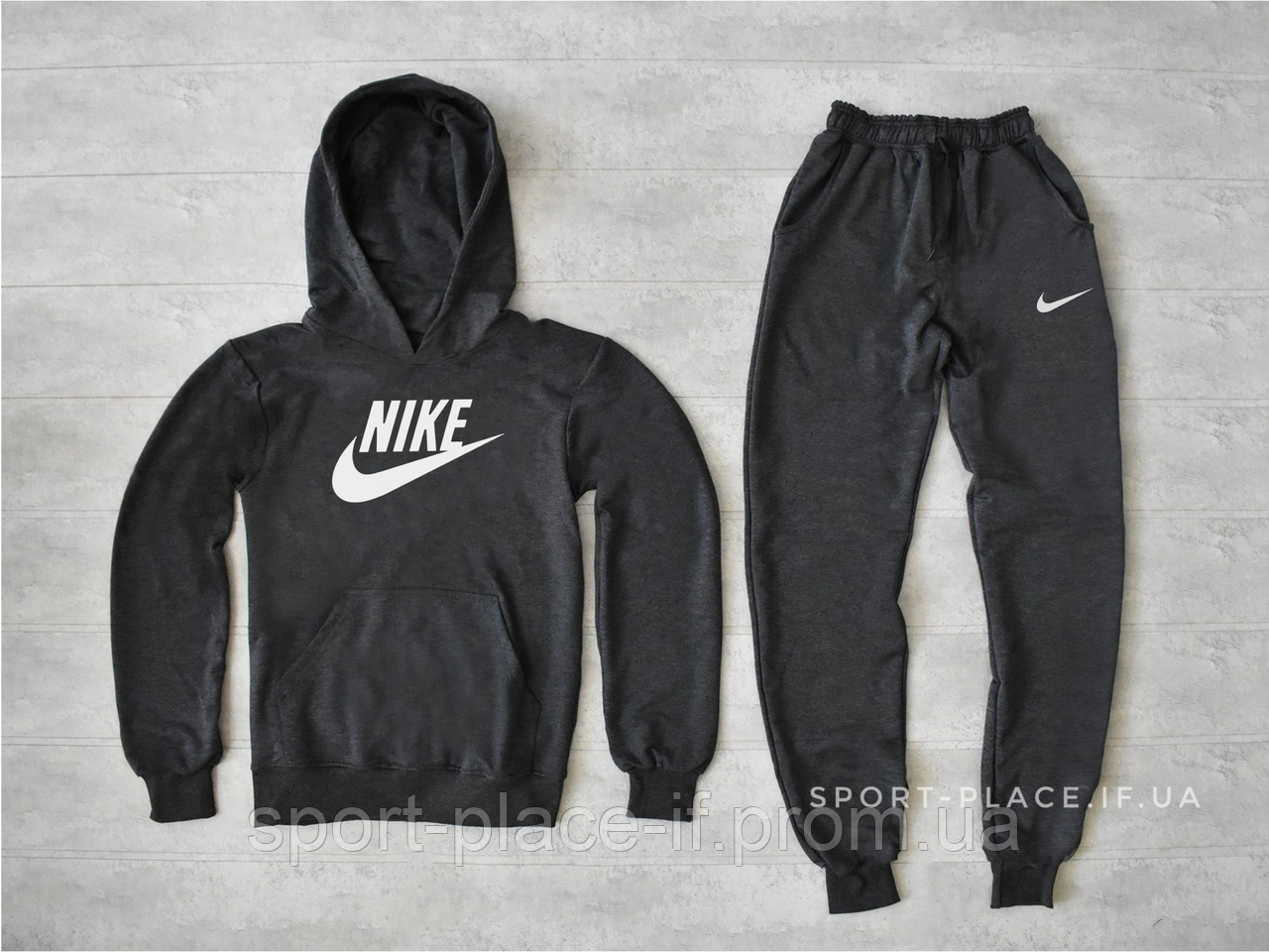 Чоловічий спортивний костюм Nike (Найк) темно сірий, толстовка велика біла емблема, штани худі кенгуру