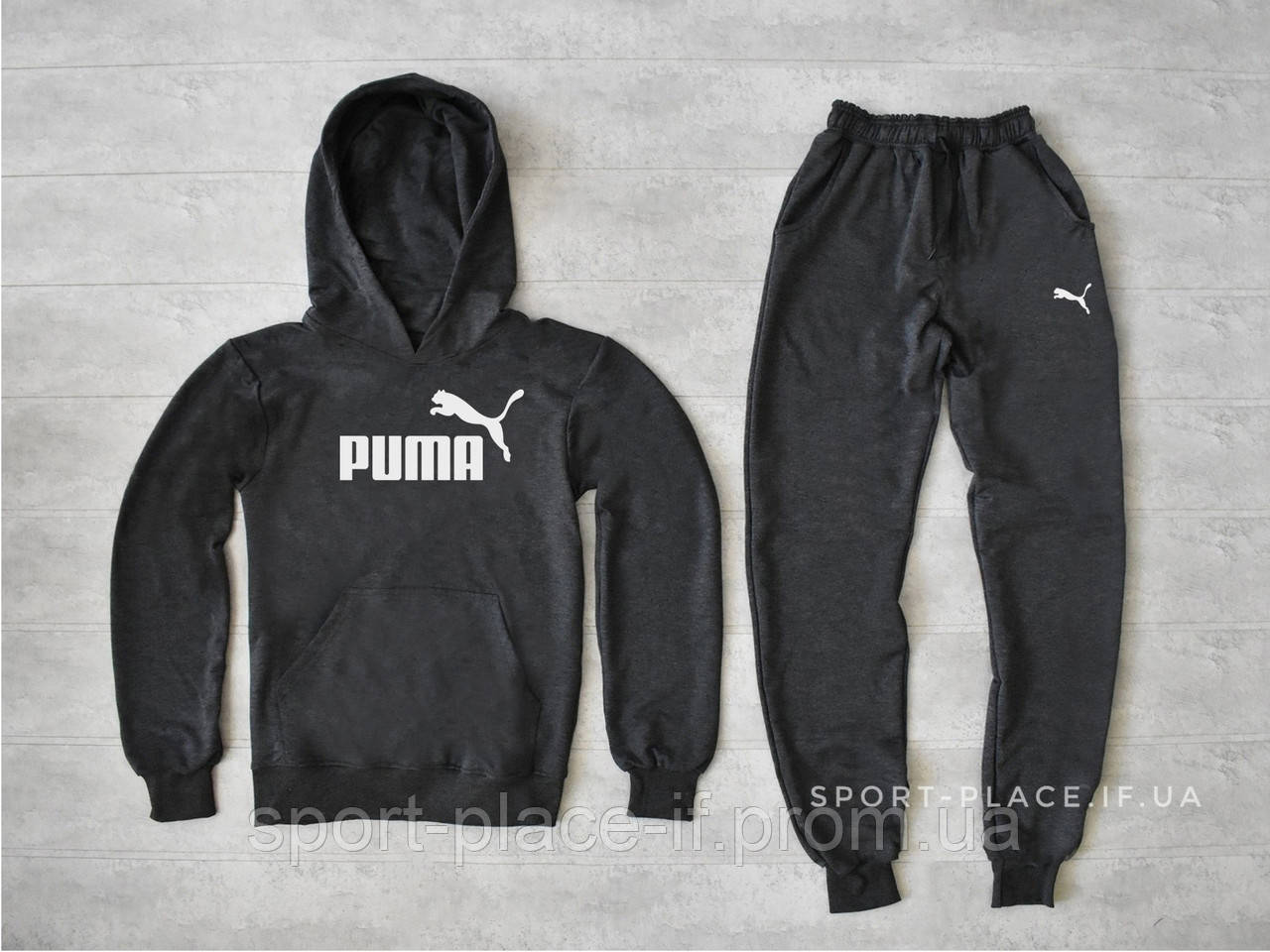 Чоловічий спортивний костюм Puma (Пума) темно сірий , толстовка велика біла емблема, штани худі кенгуру