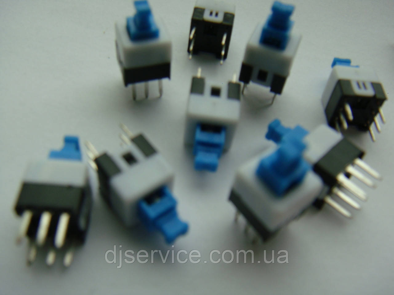 Кнопка 7x7mm з фіксацією для пультів Yamaha, Soundcraft, Behringer, фото 1