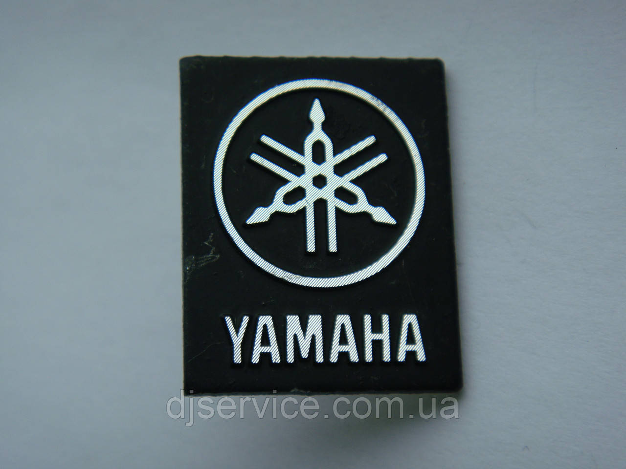 Значок, наклейка, логотип Yamaha 19x24mm на сітку колонки, фото 1