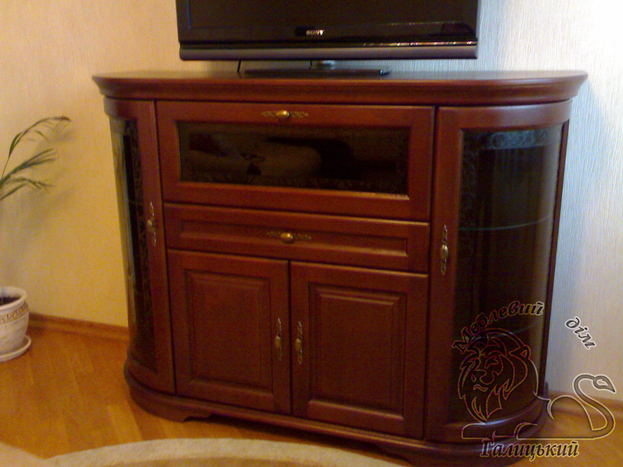 Тумба під TV