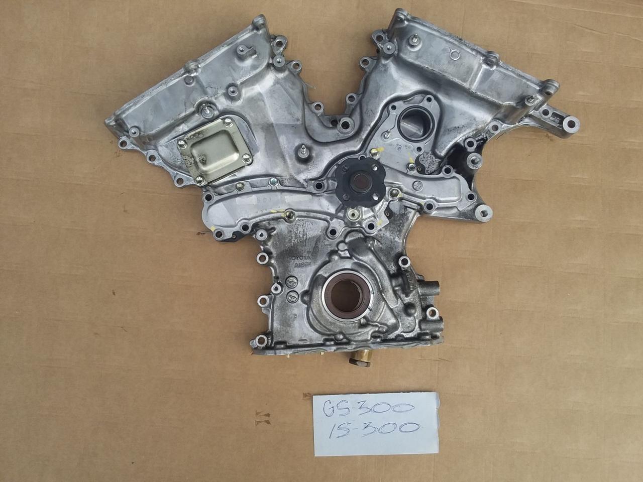 Маслонос передня кришка Lexus IS300 GS300 3GRFE 3GRFSE 3.0 1511531040 1131031041 1131031042 151150P030