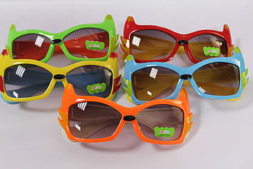 Дитячі сонцезахисні окуляри для хлопчика 1 шт.