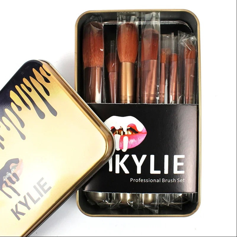 Профессиональный набор кистей для макияжа Kylie Jenner Make-up brush Gold set 12 шт - фото 2 - id-p1140406391