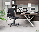 Офісне крісло АМФ Самба-RC чорне Хром на коліщатках з дерев'яними підлокітниками горіх, фото 9