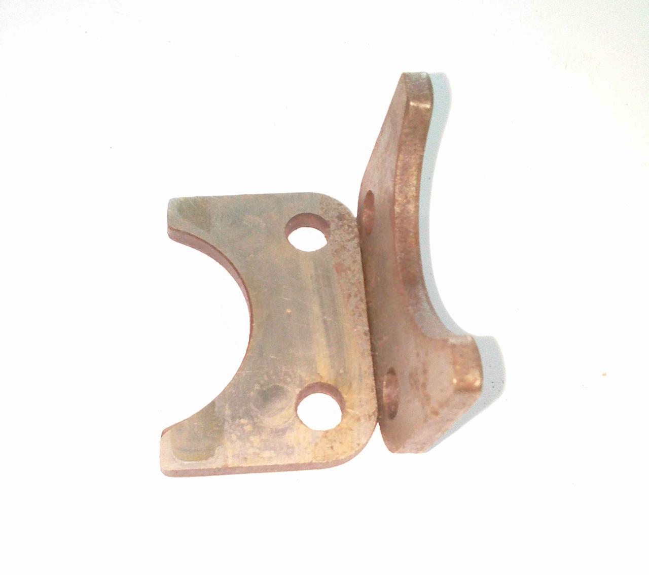 Пластина вала розподільного фіксувальна TY295IT