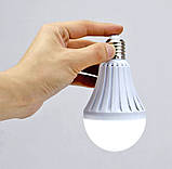 Лампочка світлодіодна з акумулятором "Розумне світло" 9 Вт, фото 3